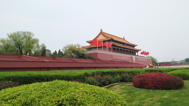 难得如此安静:北京天安门广场的一个四月周末