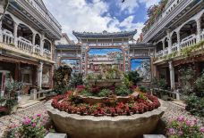 张家花园-大理市--不会游泳的鱼-