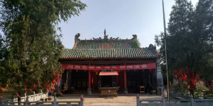 高龍中嶽廟