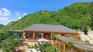 北京密云古北水镇天然居民宿，四套院落可选，山林别墅住宿免费垂钓！