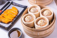馋三尺蟹粉小笼(人民广场店)-上海