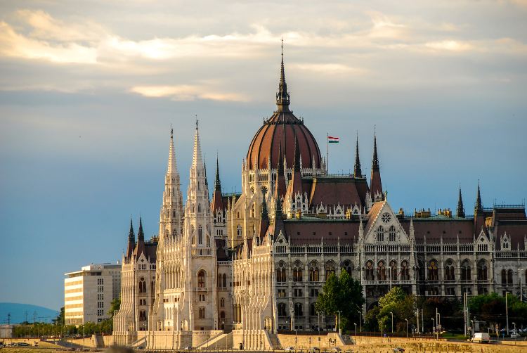 Hungarian Parliament Building Area (Legislative significance, architectural splendor)