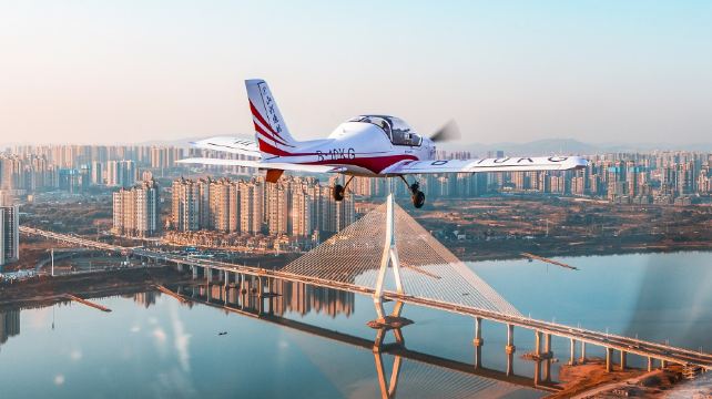 山河通航飞行基地