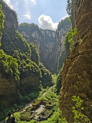 三城两都  魅力重庆⑦ 武隆天坑·天生三桥，一个地球上最美丽的地方