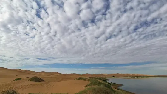 蘇海圖湖