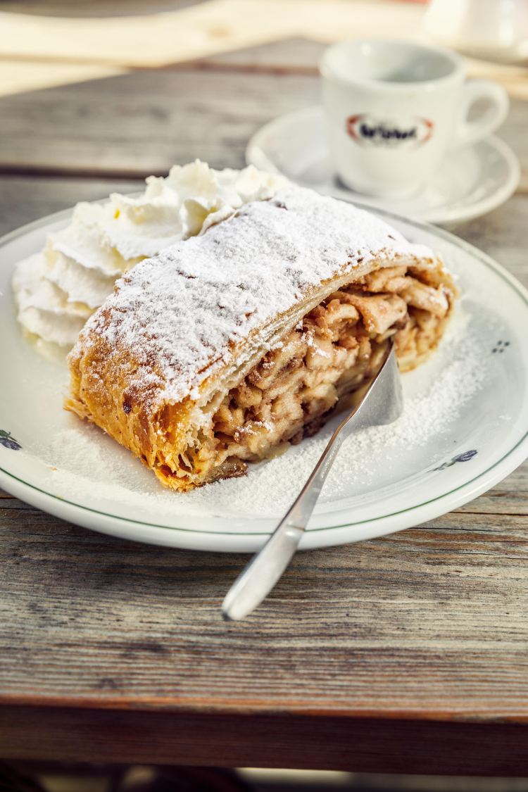 Apple Strudel