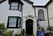 Hawkshead Hill Baptist Church景点图片