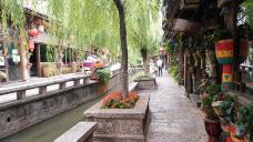 丽江古城酒吧街-丽江-黄小囡Mila