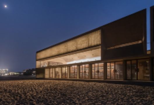 孤独图书馆景点图片