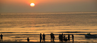 广西北海、涠洲岛、百色市靖西县通灵大峡谷、崇左市大新县德天大瀑布5天4夜自由行