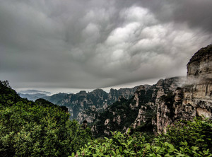 涞源游记图文-距北京仅3小时的避暑胜地，白石山云海奇观，雨后更受游客欢迎