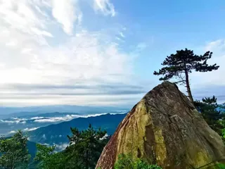 花点时间游霍山|龙凤山上摩云寨 水上乐园陡沙河