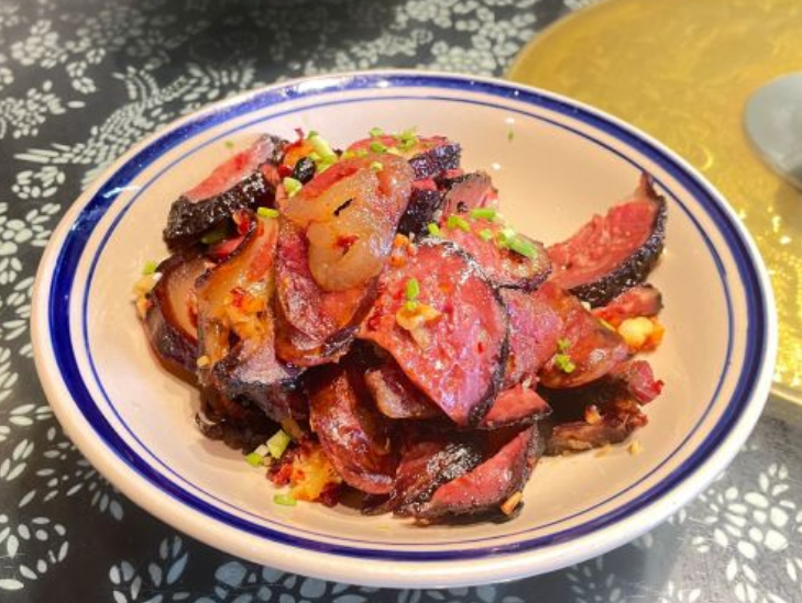 新宁县崀山镇戴先生酒庄餐厅图片