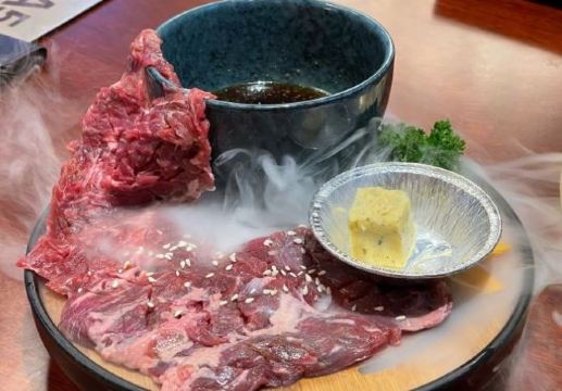 極屋鮨牛·烧肉酒场(爱加星悦荟店)