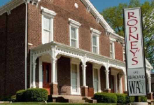 Rodney's on Broadway美食图片