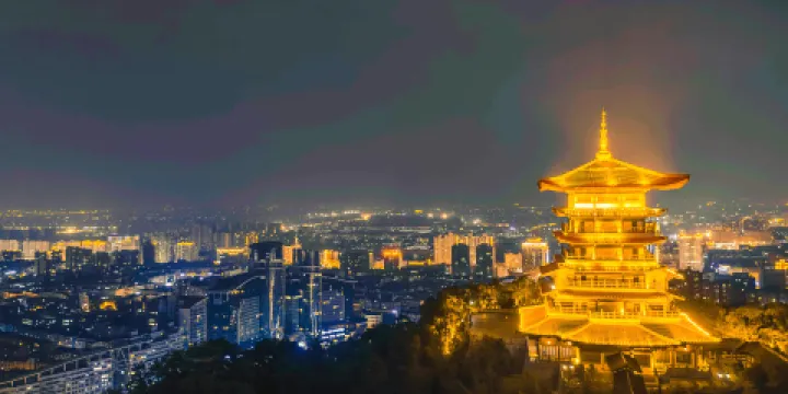 白雲飛瀑公園-白雲閣