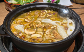 一朵菌·野生菌探索家火锅(南屏店)