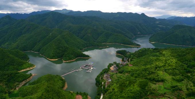 “慕青居”------美丽仙宫湖景与龙泉青瓷交融之地~~~