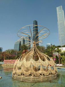 广州国际金融中心-西塔-广州-精灵背包游侠