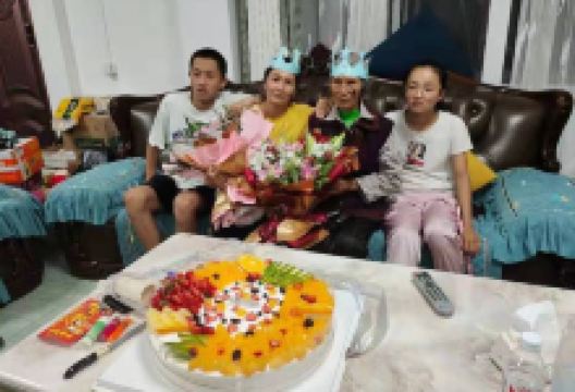 3A蛋糕(二部)美食图片