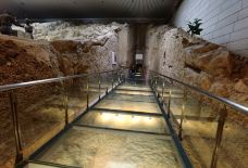 龟山汉墓-徐州-众里寻他.