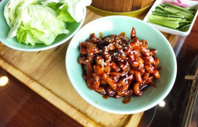 小菜园新徽菜(池州烟柳园店)