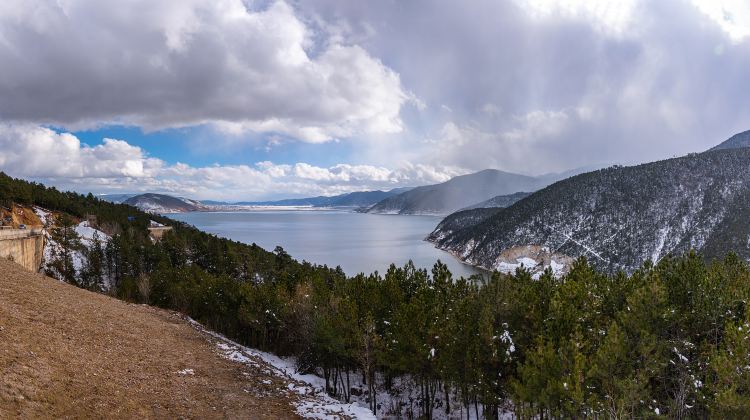 7D6N · Group Tours · Yunnan: Lijiang + Shangri-La + Yubeng Village + Ice Lake + Yubeng God Waterfall + Meili Snow Mountain National Park