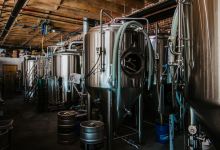 Double Barrel Brewing Company景点图片