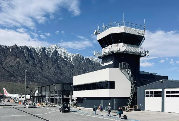 Noleggi auto a Aeroporto di Queenstown