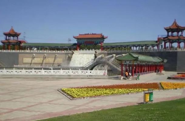 新疆最后第一站,网红打卡克拉玛依旅游景点九龙潭