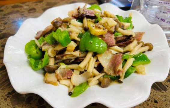 木楼人家老吊锅(神农剧院店)餐厅图片