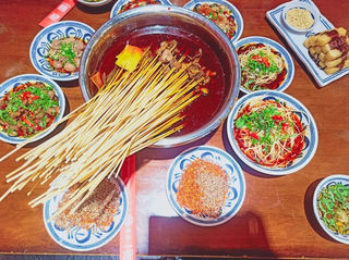 饕鬄美食宴，成都艳天下