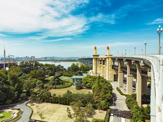 大桥公园