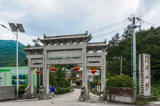 花上三天感受祝英台故里上虞，既有火爆的夜市也有壮观的大舜庙