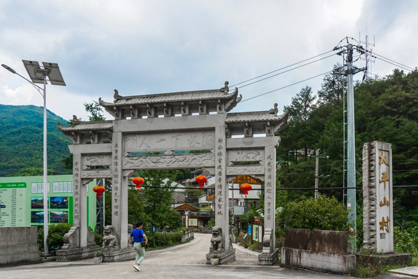 花上三天感受祝英台故里上虞，既有火爆的夜市也有壮观的大舜庙