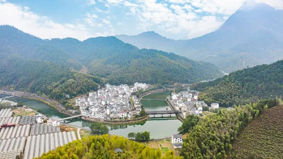下薑村