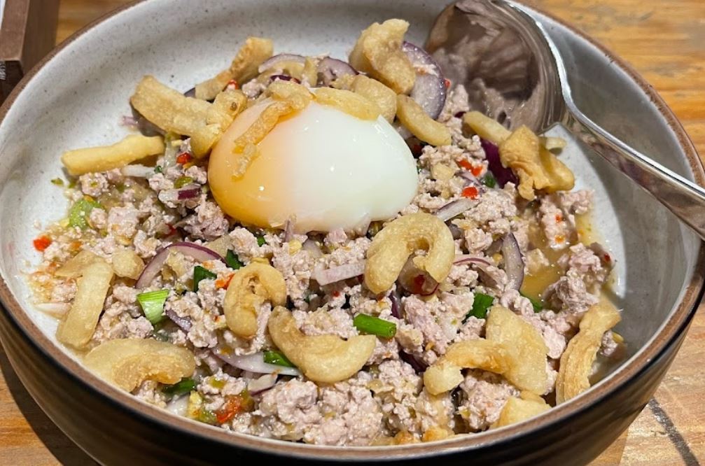 Baan Ying Cafe & Meal餐厅图片