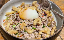 Baan Ying Cafe & Meal