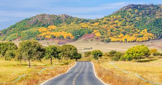 世界最大皇家猎苑，秋色媲美九寨沟，北京自驾5小时达，游玩全攻略