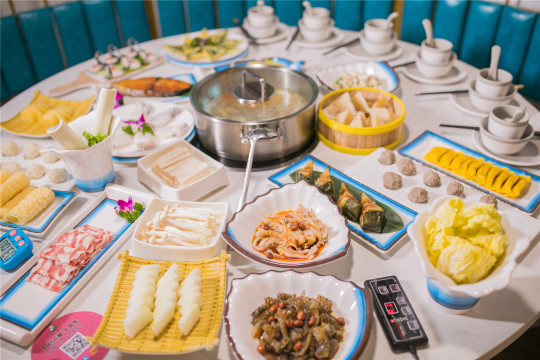 萌哒哒椰子鸡(亚龙湾森林公园店)