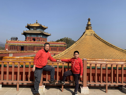品齐鲁文化临泰山至尊，颂燕赵悲歌赞山川极盛(续六：承德外八庙) ——国庆八日鲁