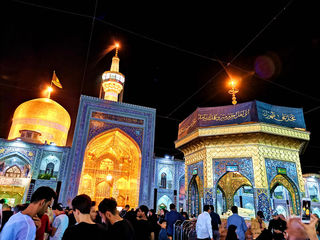 跟70岁夏宁葆去马什哈德深度游。