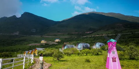 轎頂山旅遊度假區-轎頂山