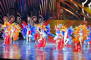 不到24小时玩转横店影视城秦王宫、梦外滩、香港街广州街景区