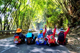 云南保山3天徒步游！10小时重走50公里滇缅路，一路风景美到爆了！