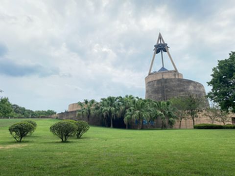 雒城旧壤 伴月三星