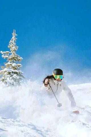 雪况良好!在美国阿斯本的明媚春日继续享受滑雪!