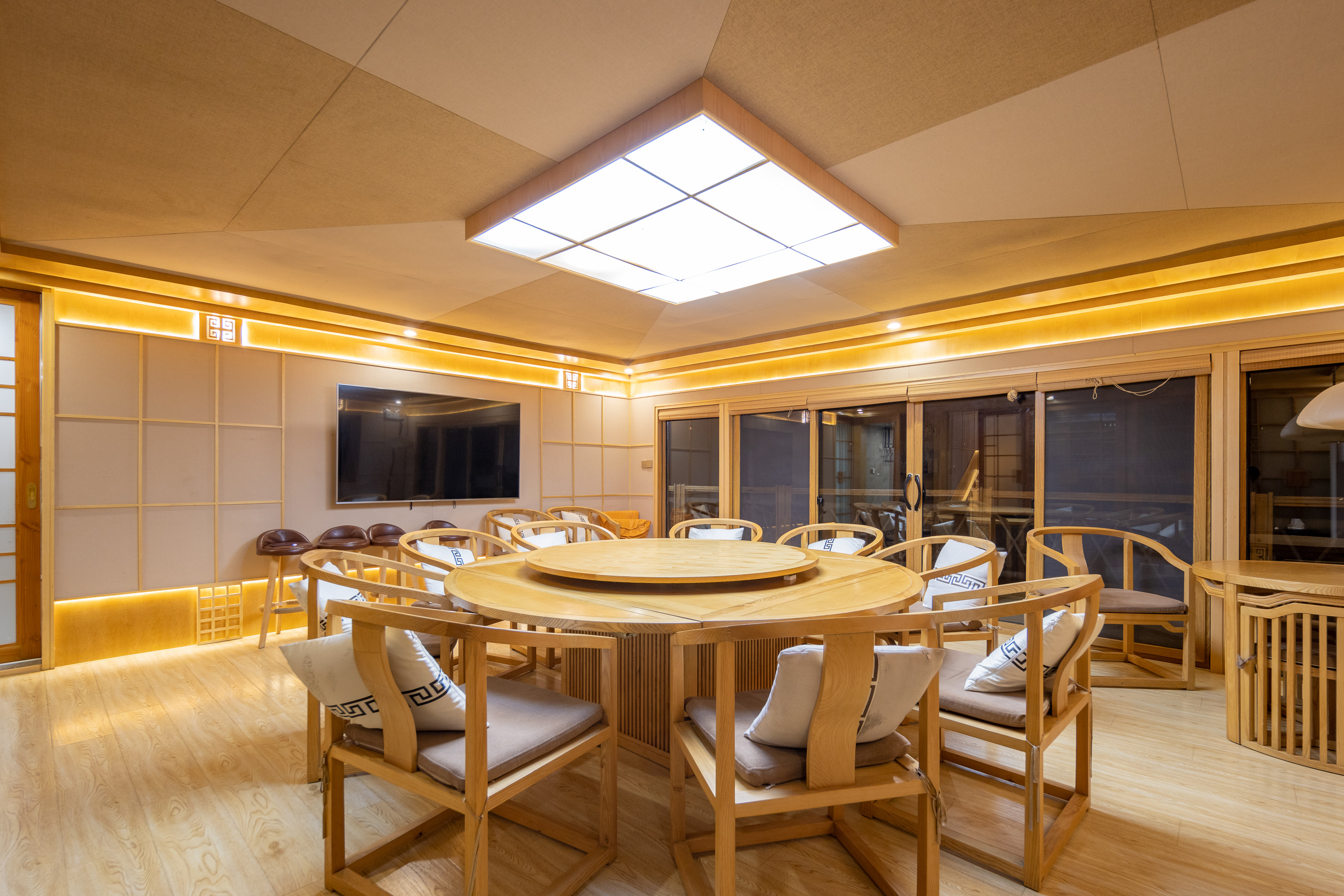 花筑·马鞍山和县香泉桃花源民宿·流云轩餐厅图片