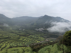 绍兴游记图片] 春云剡溪口，饮酒覆卮山