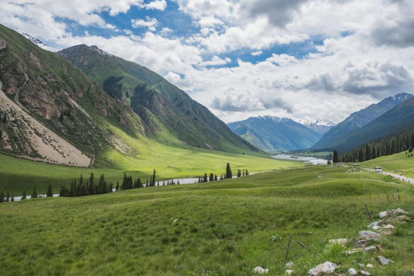 长篇游记-大美新疆之伊犁行 赛里木湖，喀拉峻，那拉提，巴音布鲁克草原，夏塔，特克斯